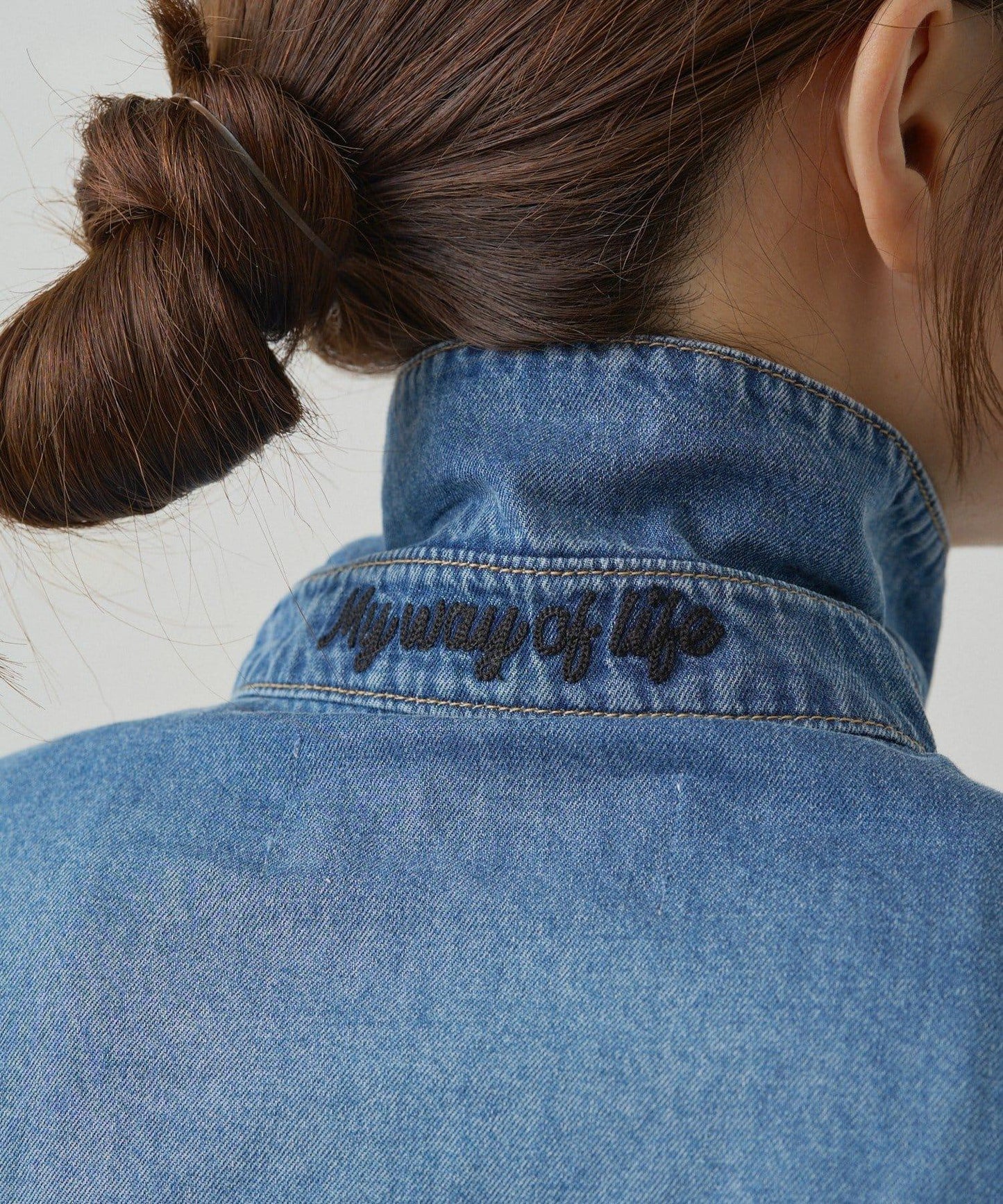 雙口袋牛仔襯衫