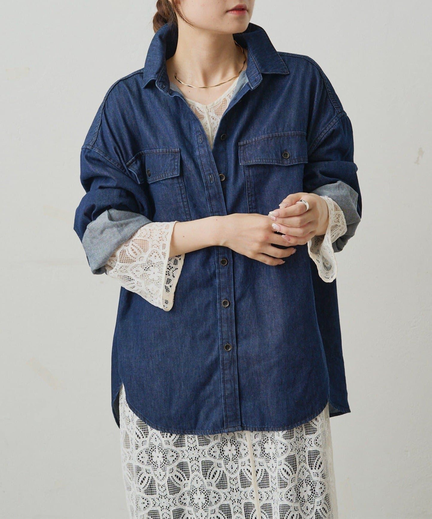 雙口袋牛仔襯衫