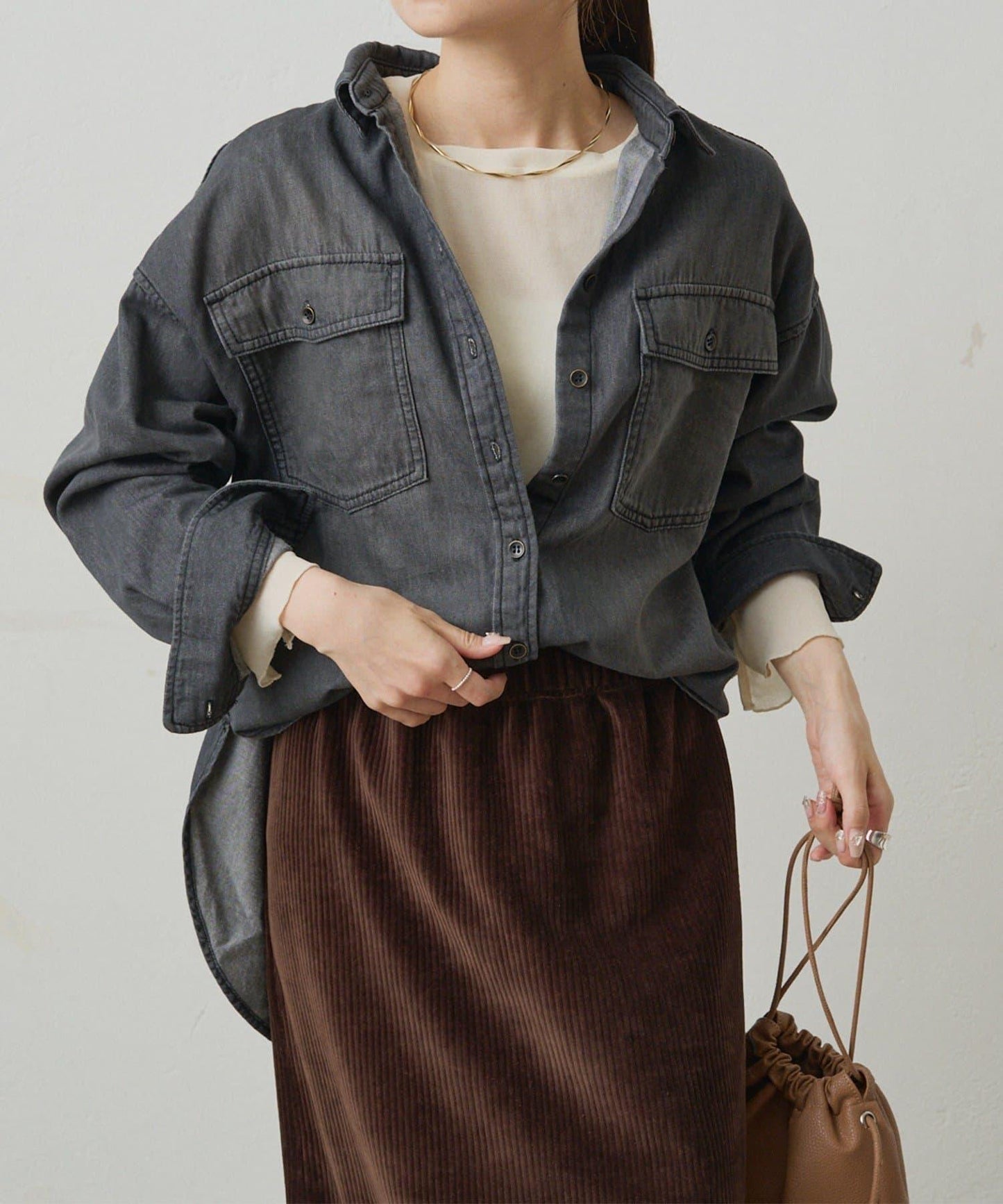 雙口袋牛仔襯衫