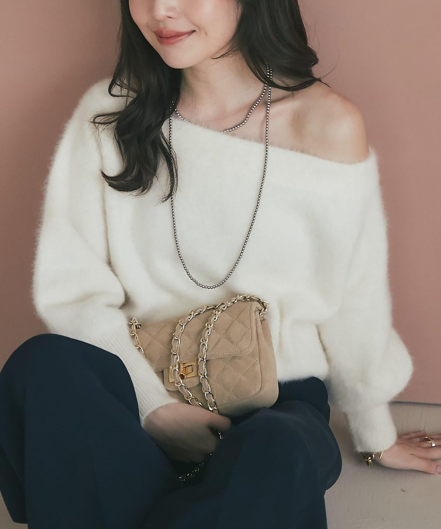 【miki監修】毛絨羊毛羊絨混紡一字肩針織衫