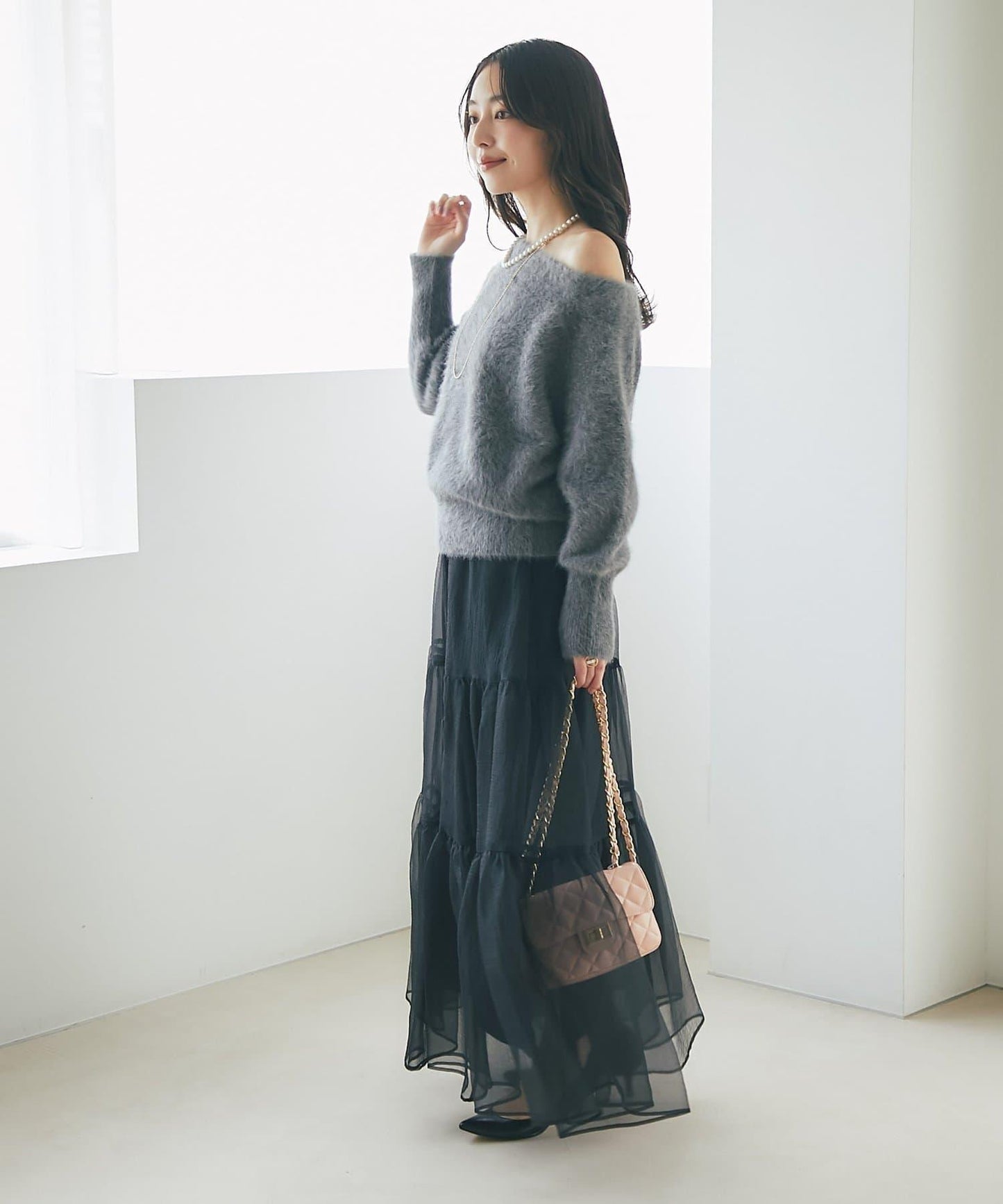 【miki監修】毛絨羊毛羊絨混紡一字肩針織衫