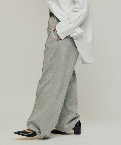 立體剪裁寬鬆長褲 / 褲腳抽繩