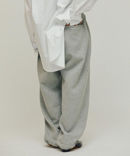 立體剪裁寬鬆長褲 / 褲腳抽繩