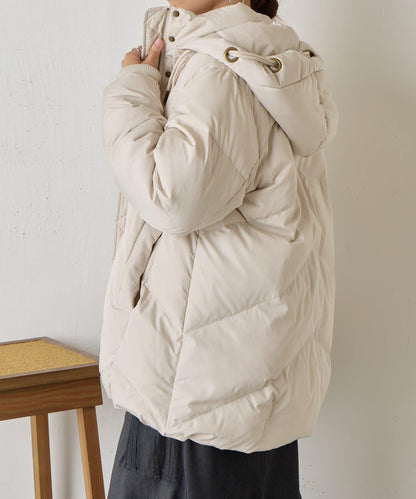 金屬孔眼連帽羽絨服
