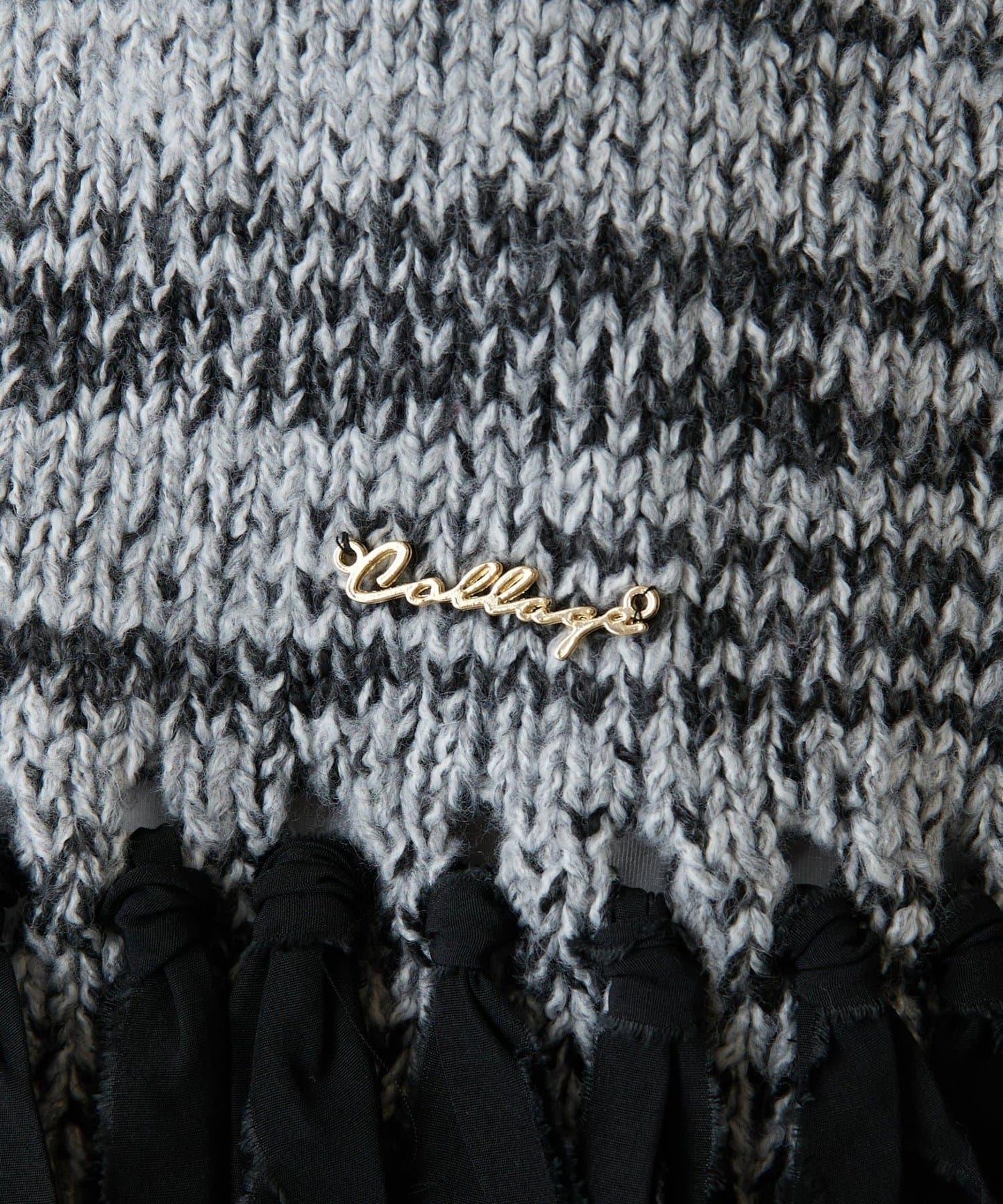 下襬流蘇針織衫