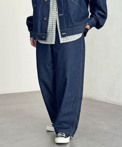 【可成套搭配】腰部鉤扣後褶牛仔褲