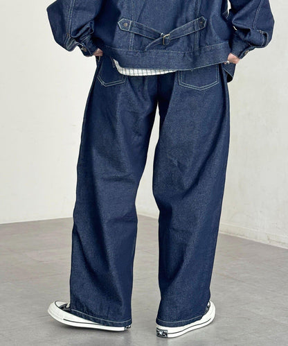 【可成套搭配】腰部鉤扣後褶牛仔褲