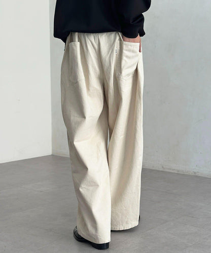 【可成套搭配】腰部鉤扣後褶牛仔褲