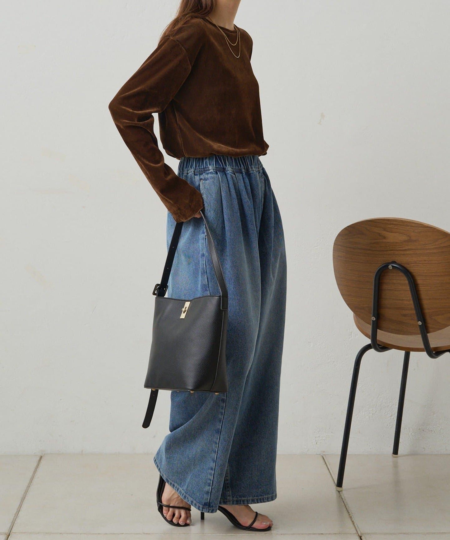 【復刻】尼龍網紗天鵝絨圓領長袖T恤