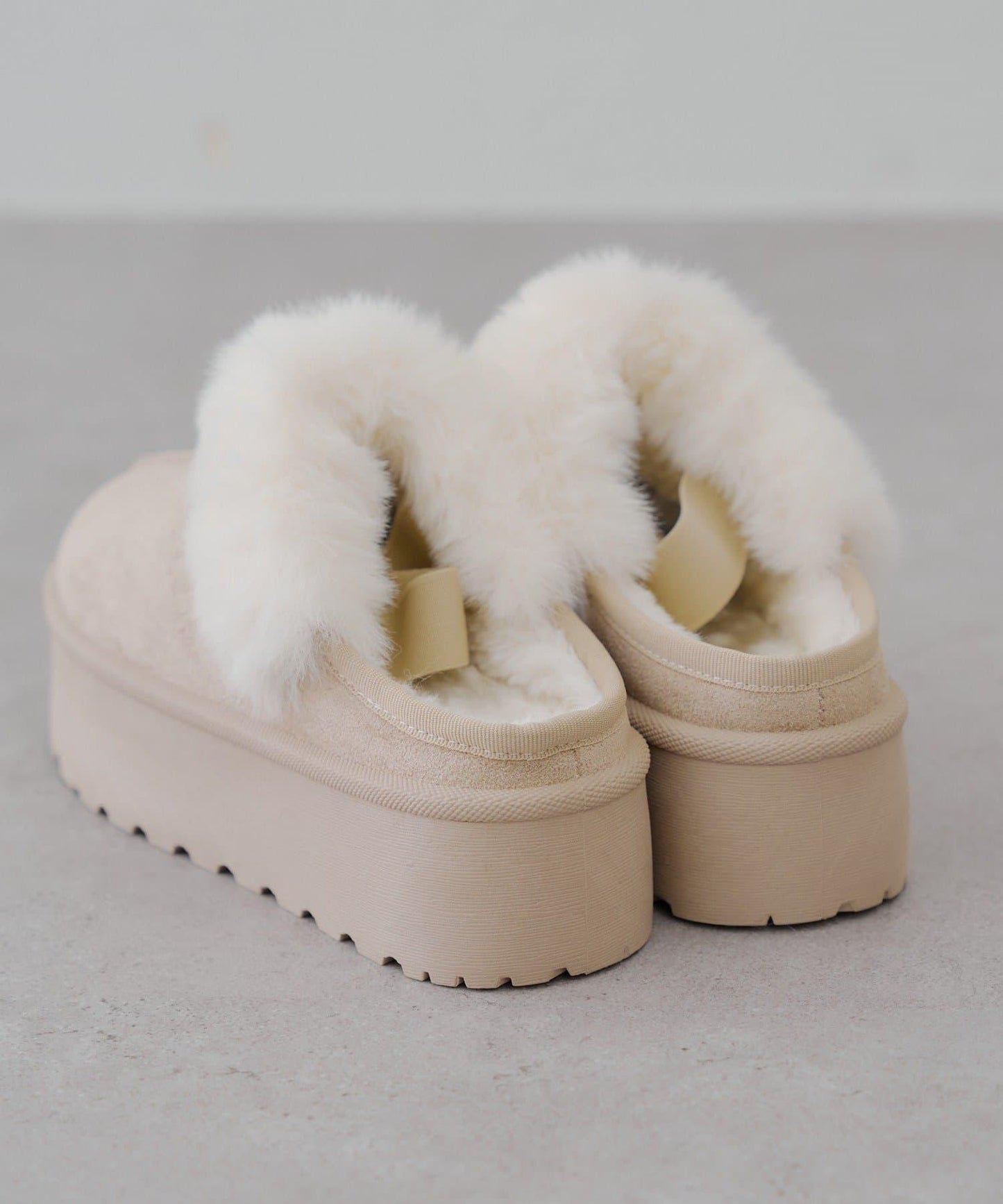 【RMAF】仿麂皮羊羔絨涼拖