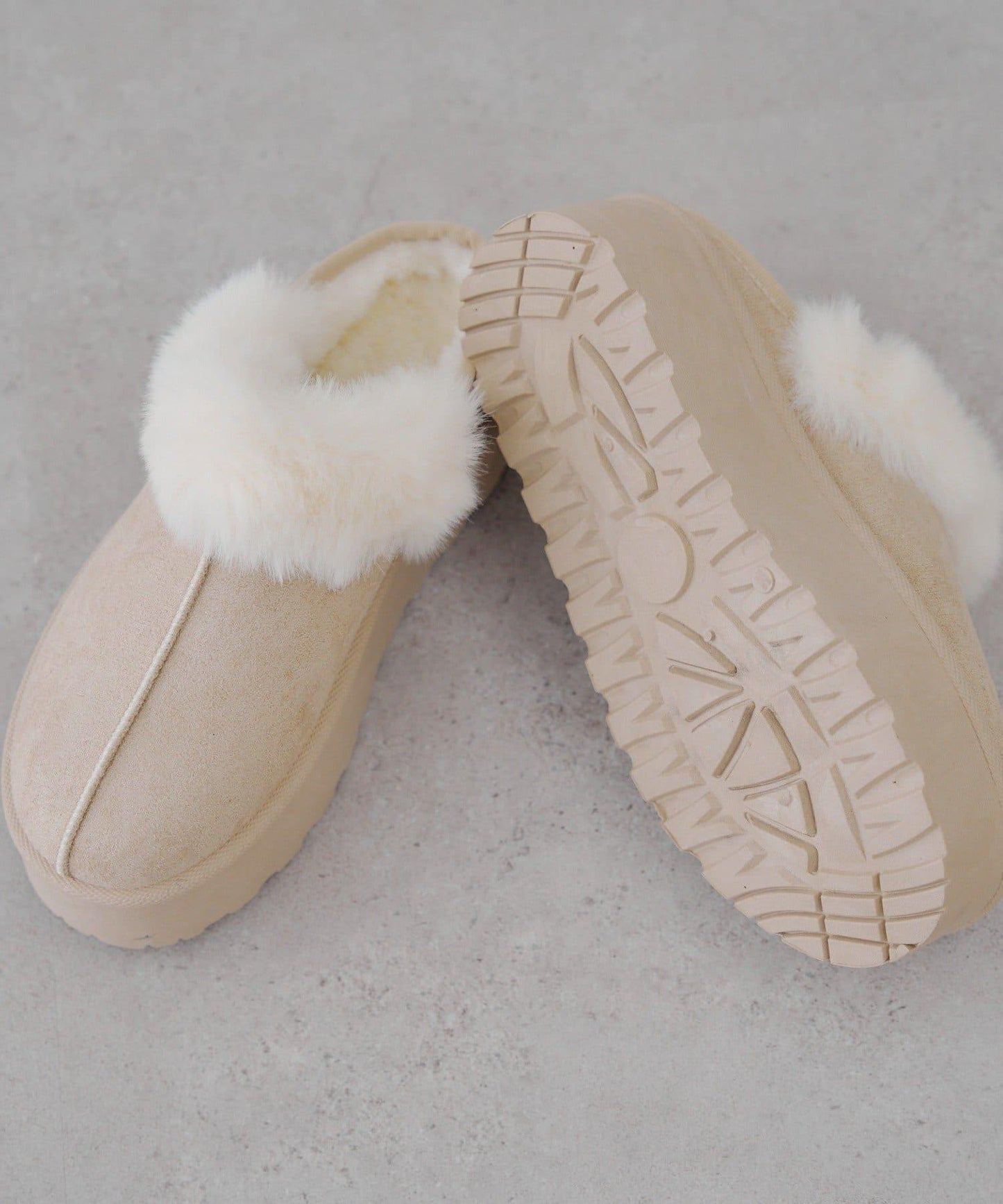 【RMAF】仿麂皮羊羔絨涼拖