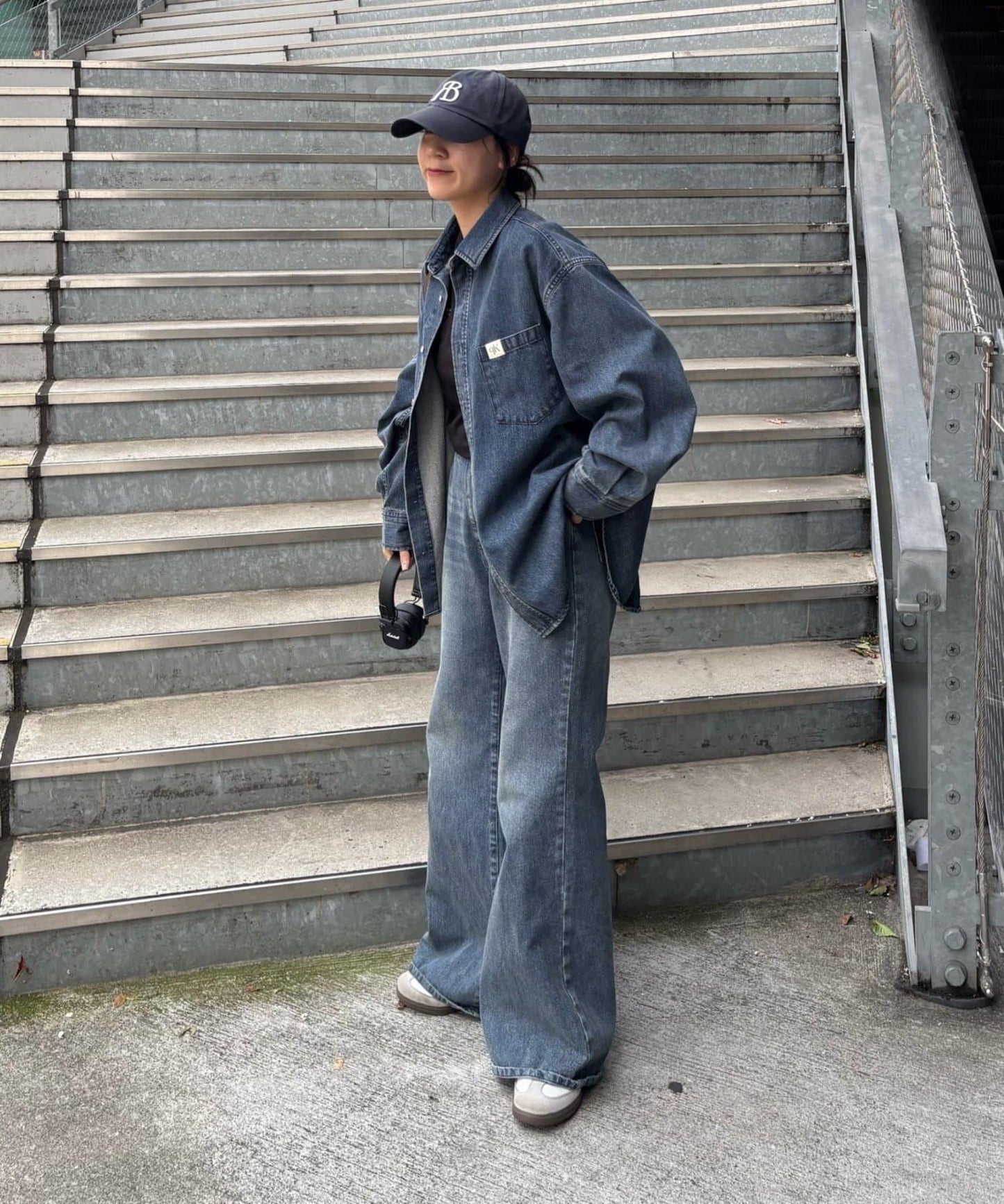 【PIKO企畫 / 腰部可調節】雙排扣喇叭牛仔褲