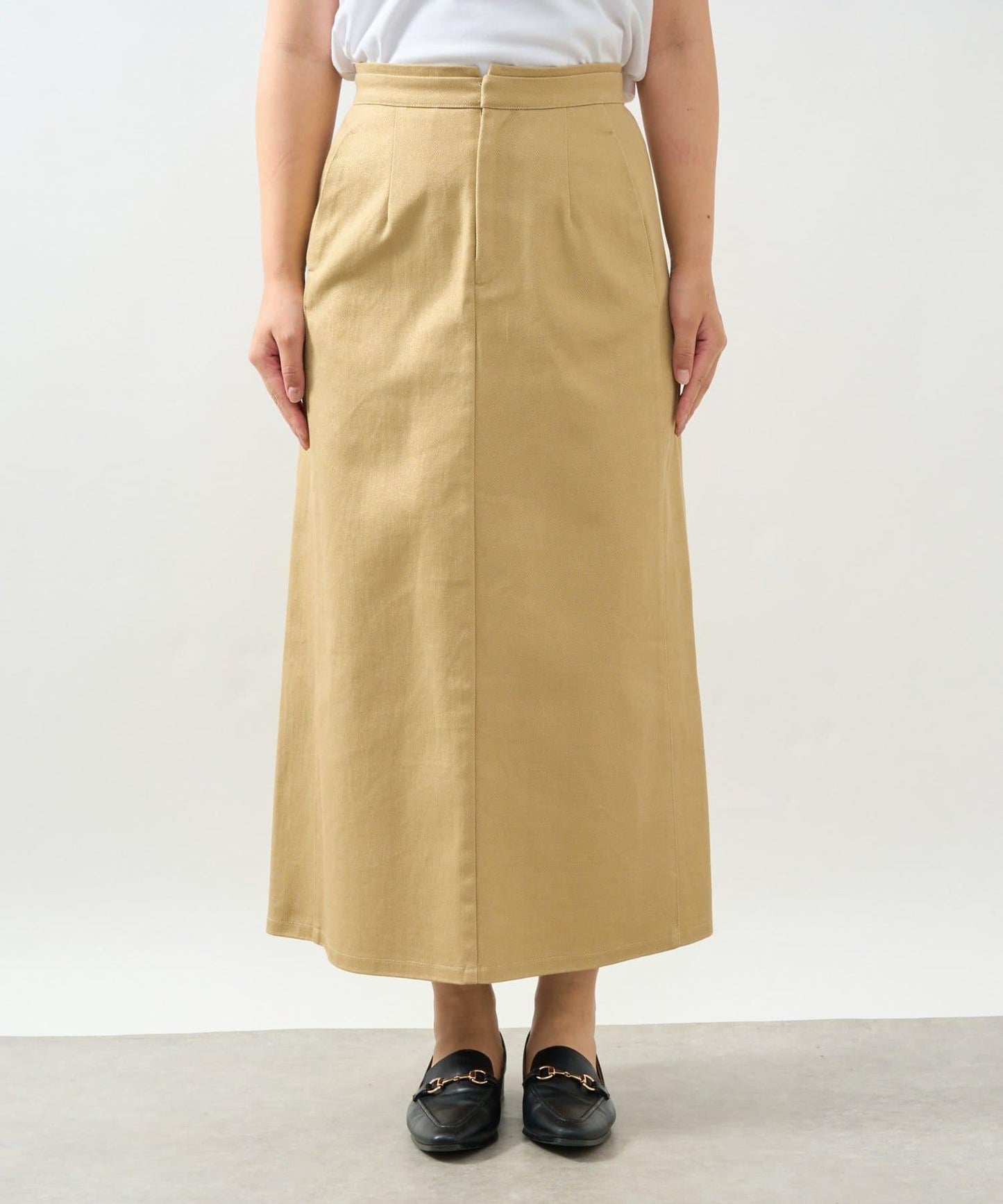 顯瘦日常百搭箔面斜紋布直筒裙