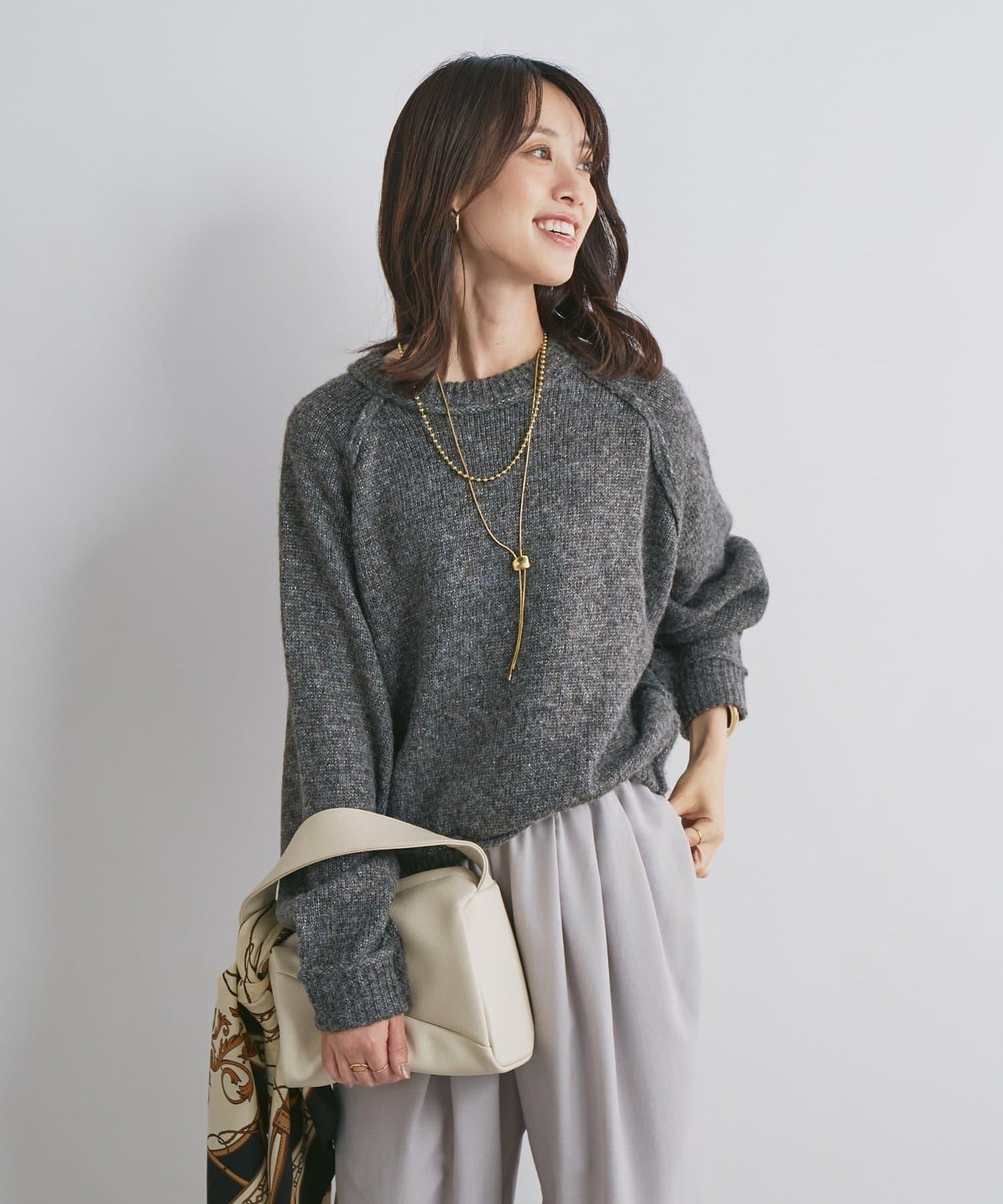 拉鍊亮絲紗線插肩袖針織衫