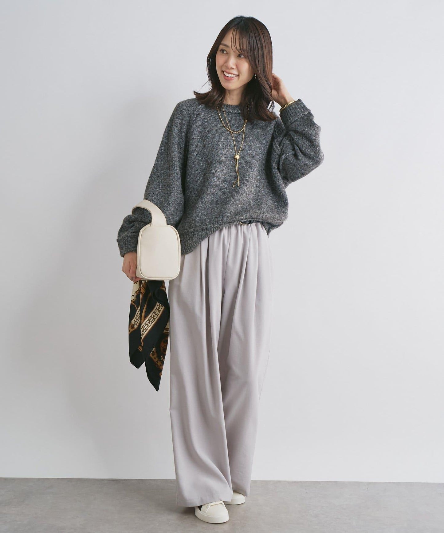 拉鍊亮絲紗線插肩袖針織衫