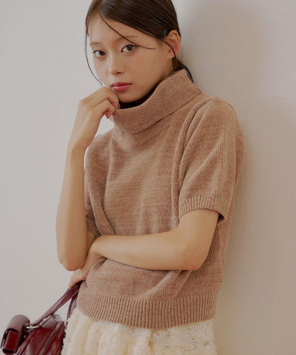 【Chico】亮絲天鵝絨高領短袖針織衫