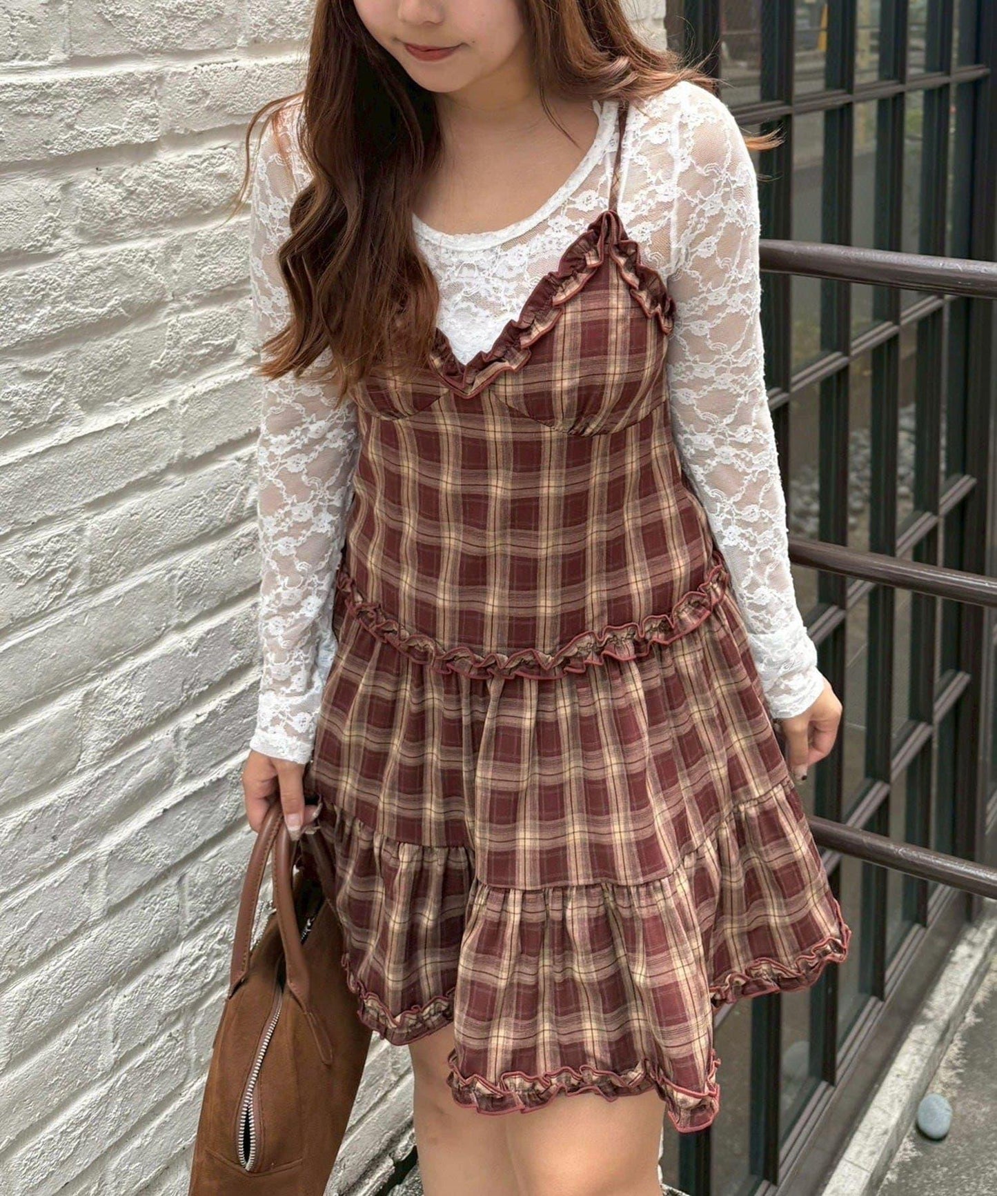 格紋層疊吊帶長款上衣