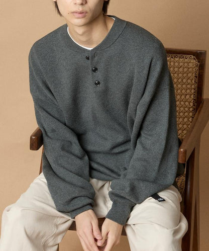 寬鬆版型休閒風汗衫風格亨利領針織衫