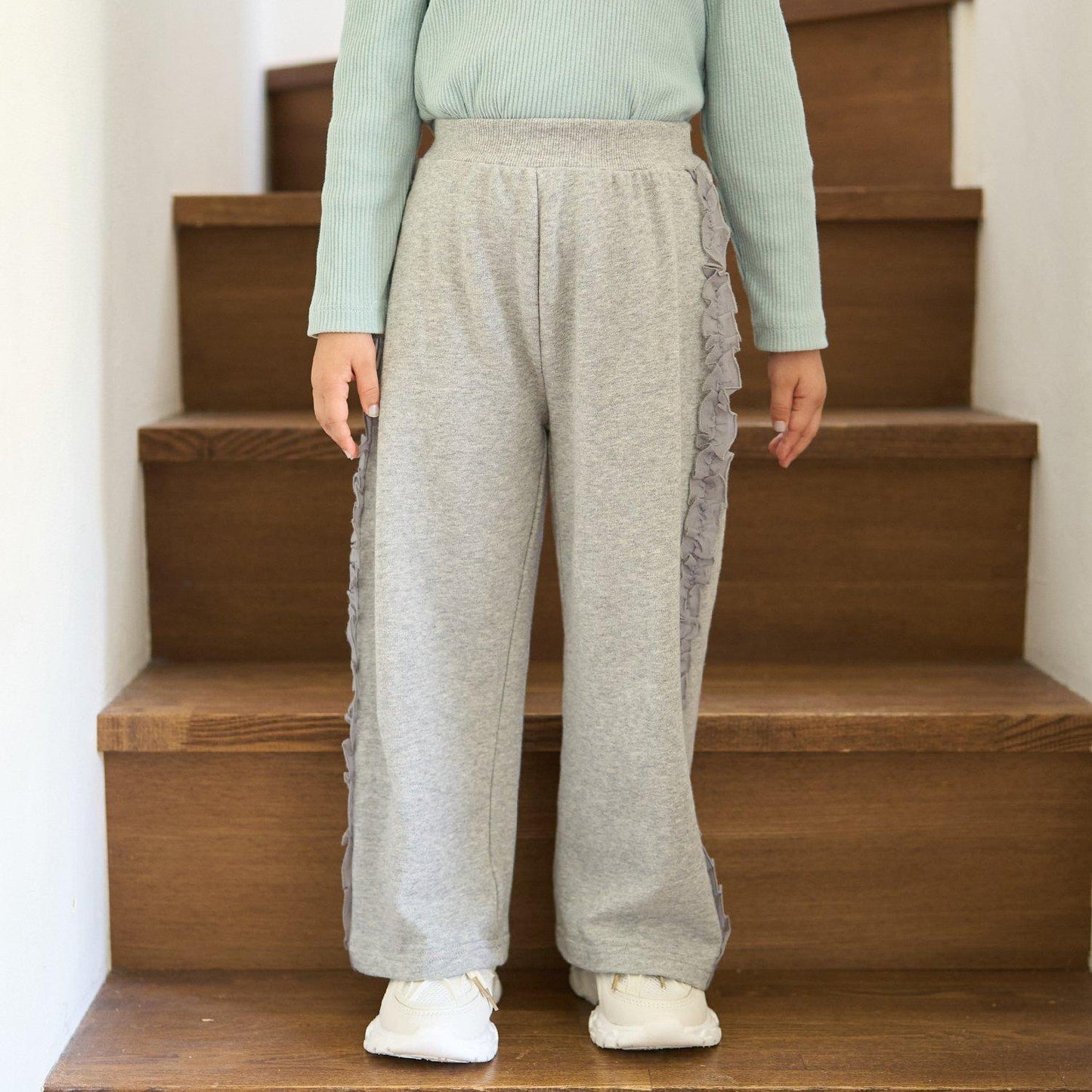 【防起球加絨】側邊荷葉邊寬鬆版型衛褲