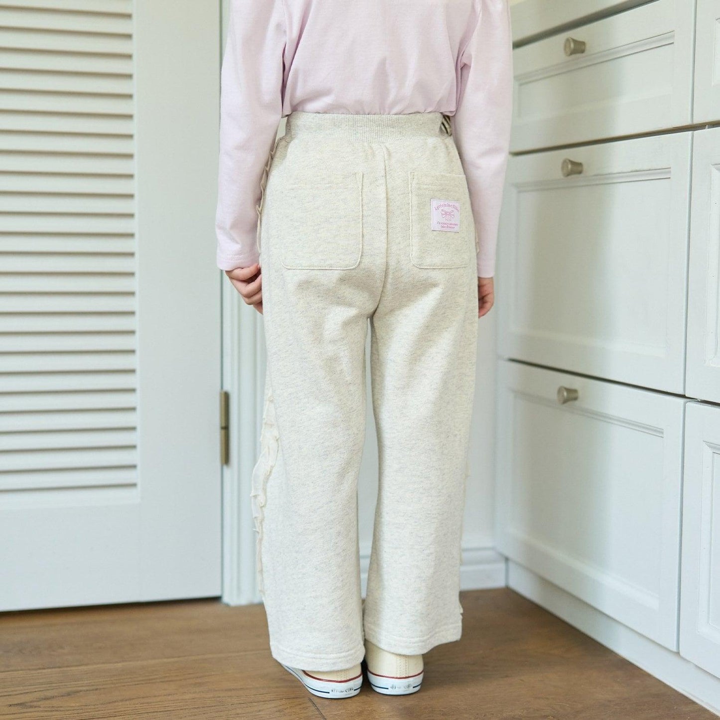 【防起球加絨】側邊荷葉邊寬鬆版型衛褲