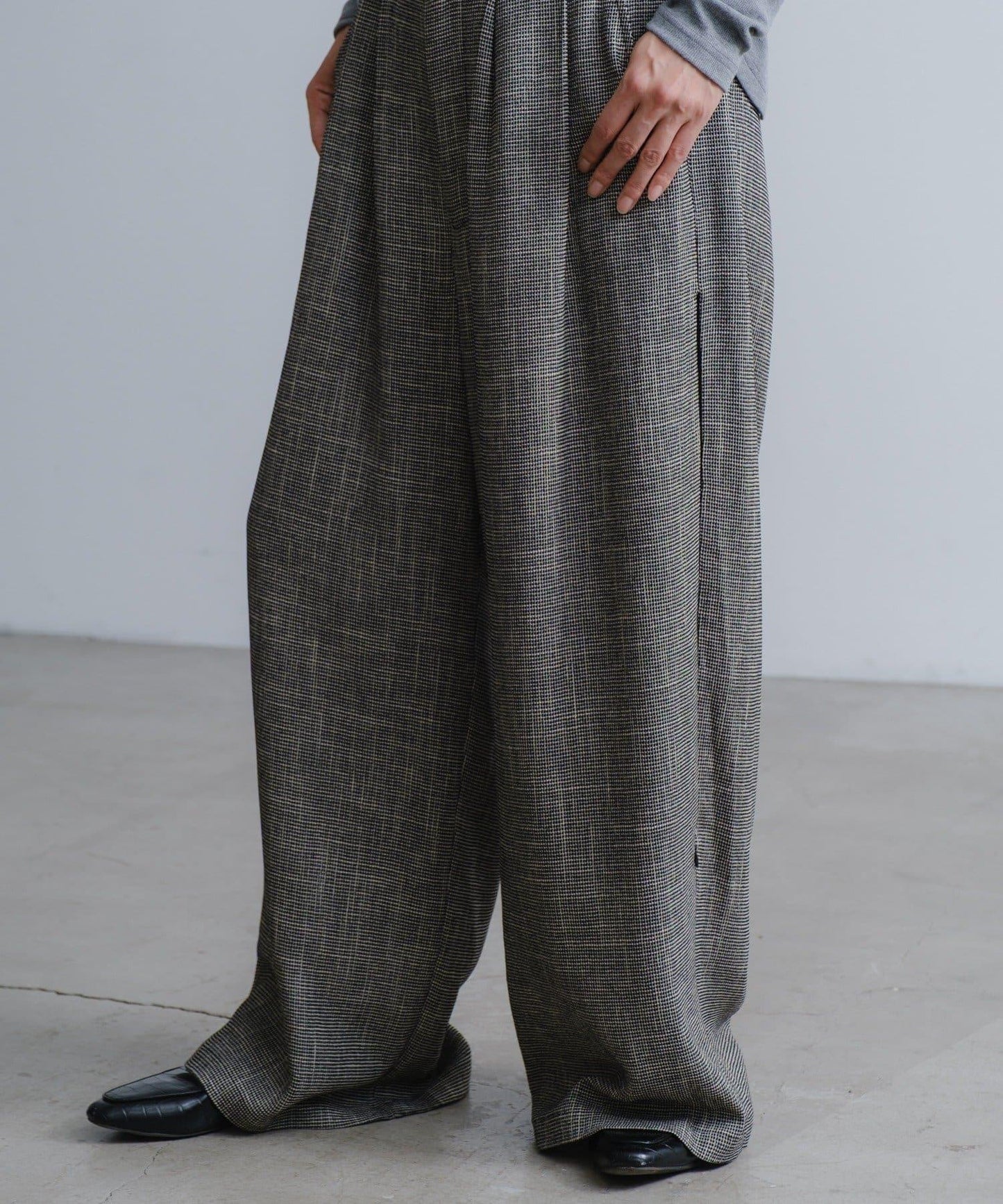 KARAMI設計款長褲