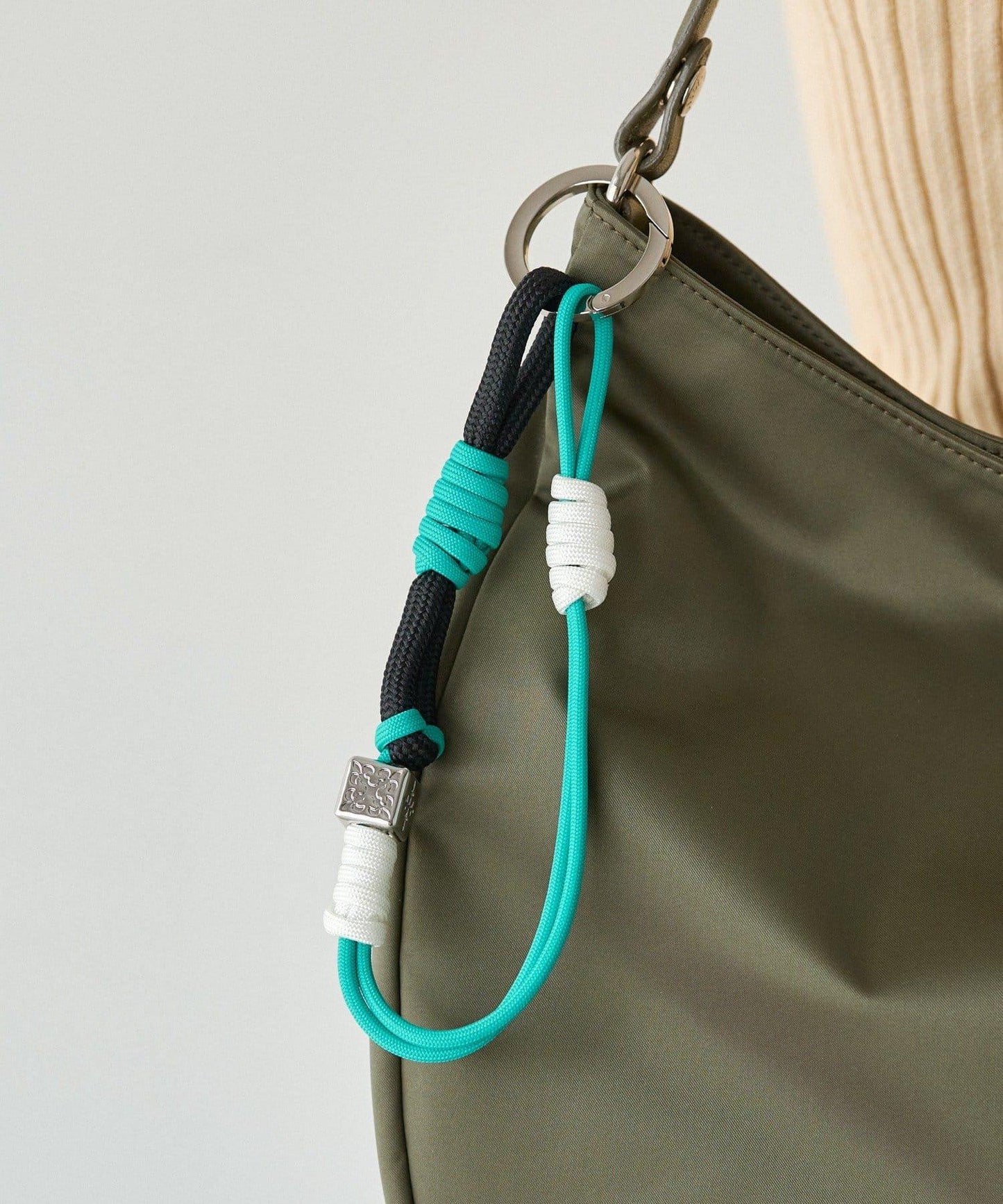 【結繩造型×金屬配件】傘繩包包掛飾