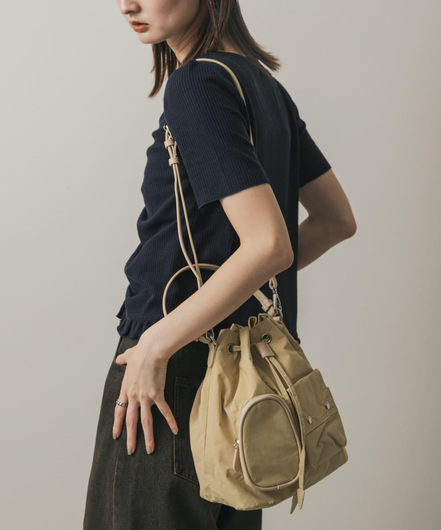 防潑水2WAY多功能口袋尼龍包