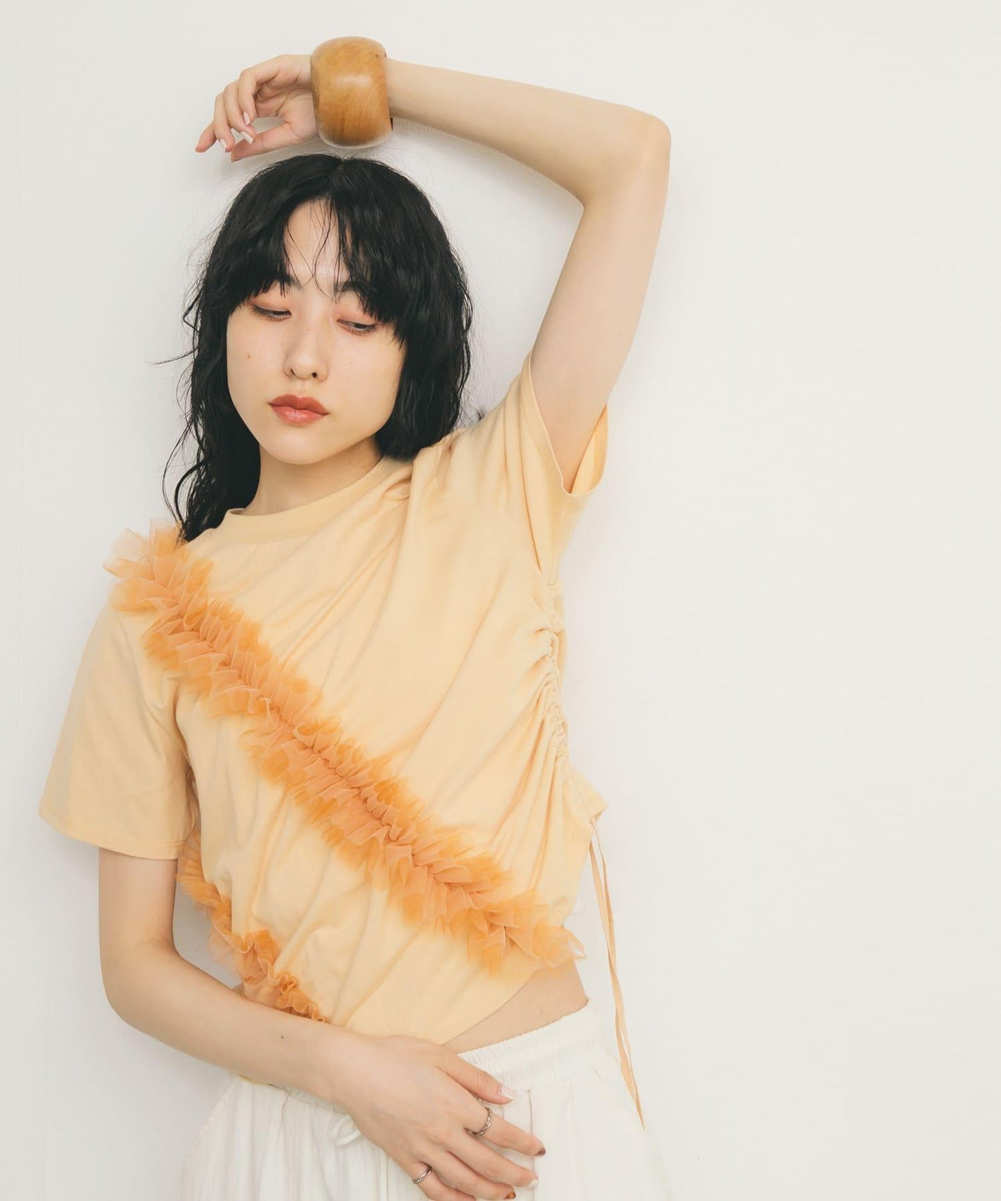 褶皺荷葉邊T恤