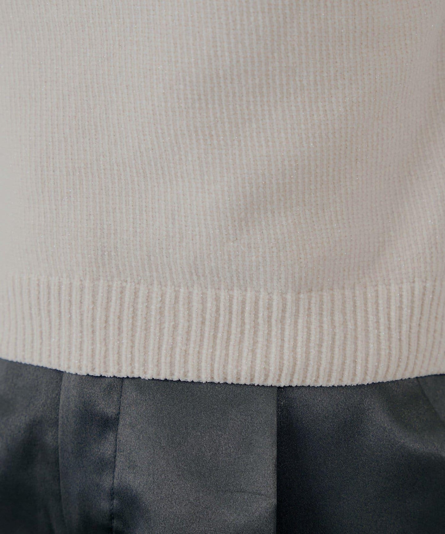 【Chico】亮絲天鵝絨高領短袖針織衫