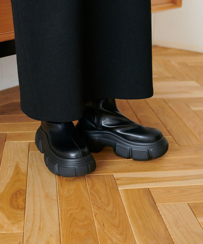 【Discoat】厚底彈力短靴