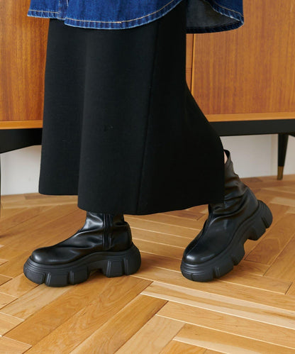 【Discoat】厚底彈力短靴