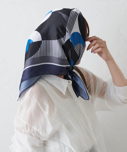 幾何圖案絲巾 70×70