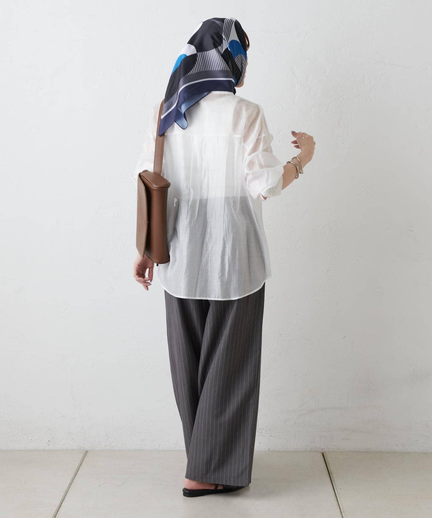 幾何圖案絲巾 70×70