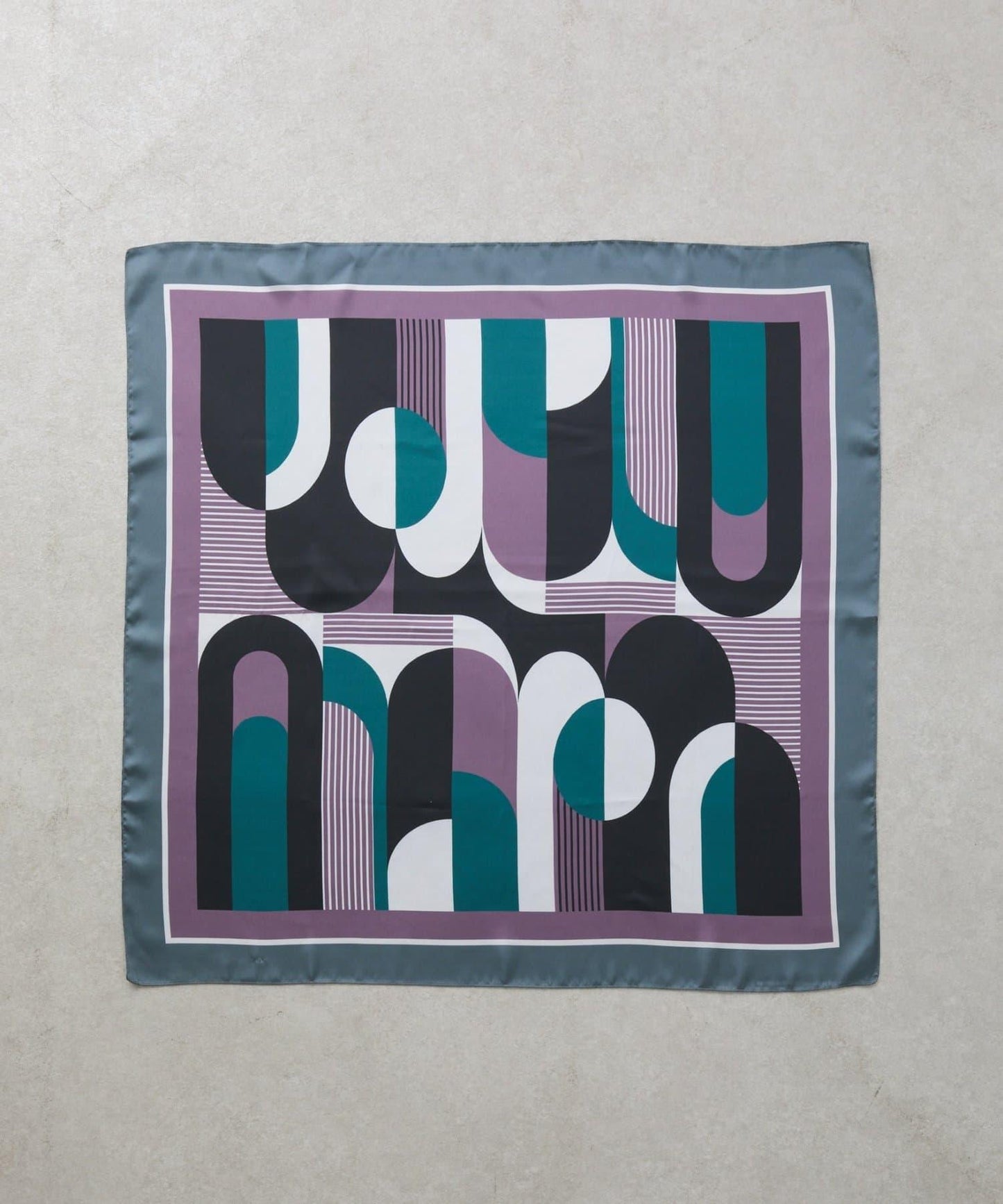 幾何圖案絲巾 70×70