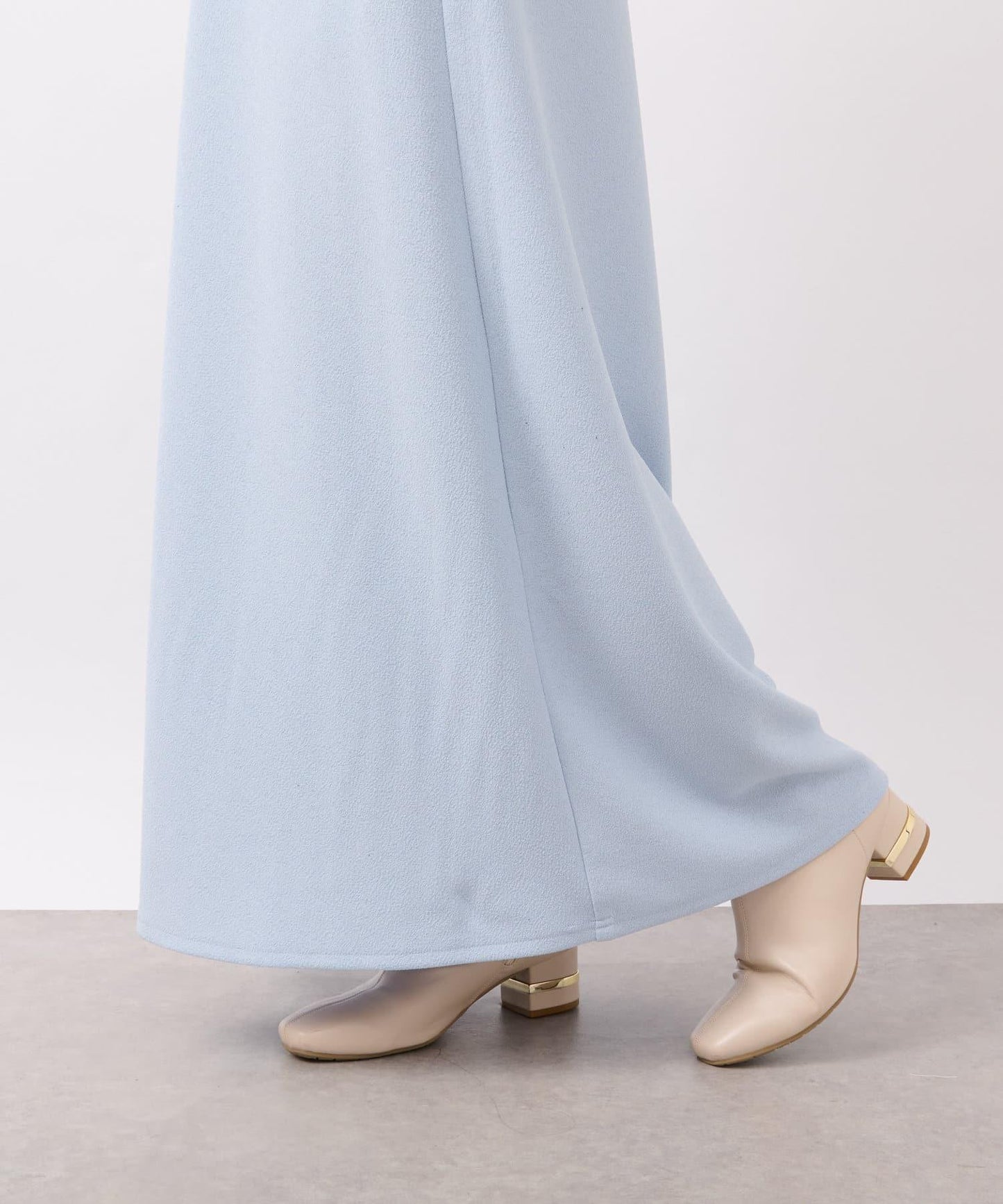 【un dix cors】雪紡面料荷葉邊半身裙