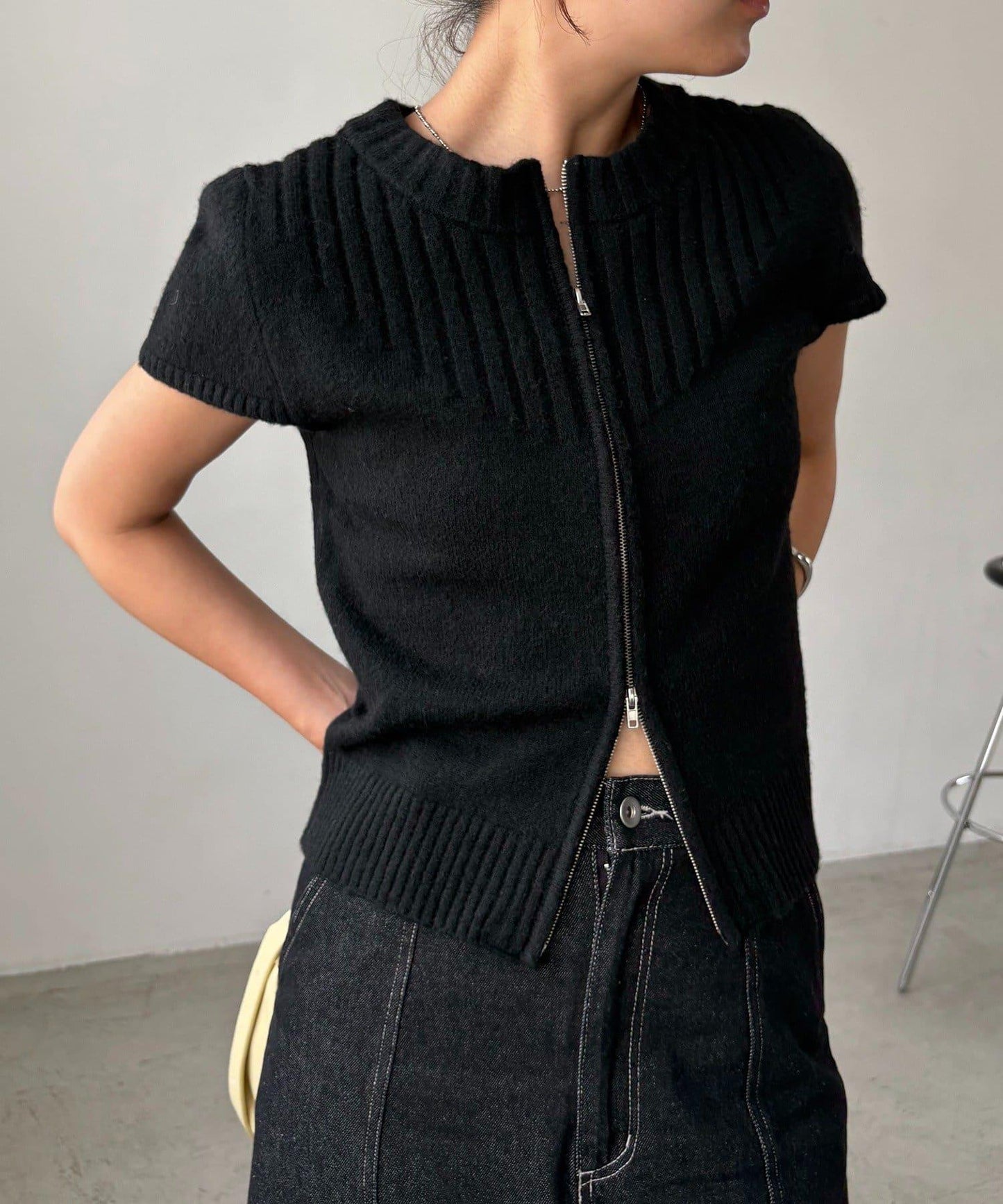 【CAPRICIEUX LE'MAGE】短袖拉鍊針織衫