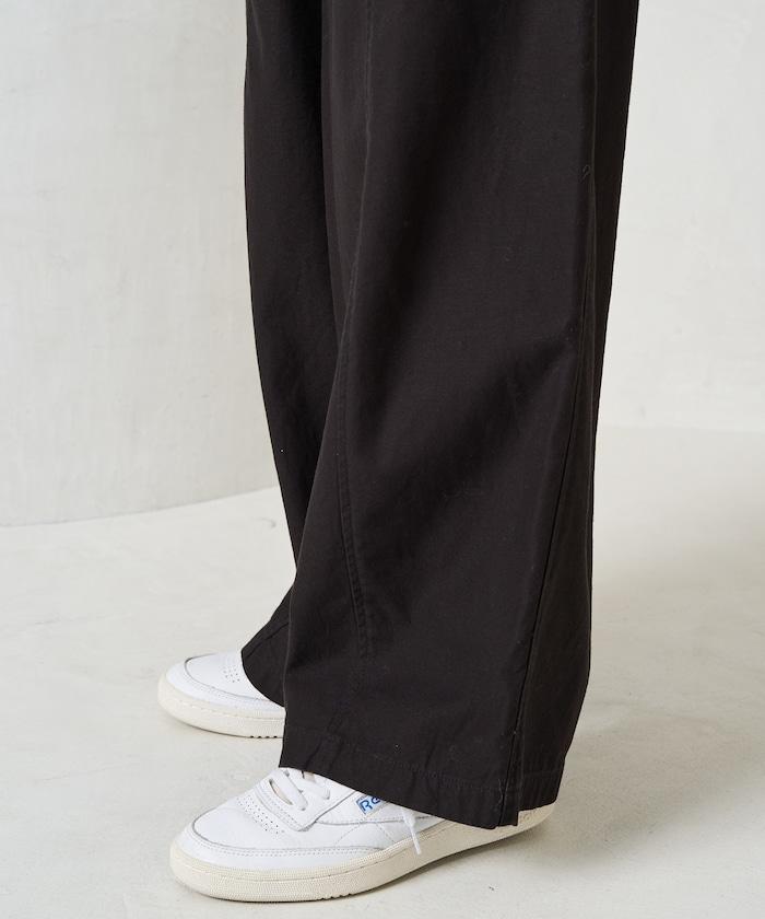 休閒寬鬆後幅斜紋長褲