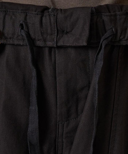 休閒寬鬆後幅斜紋長褲