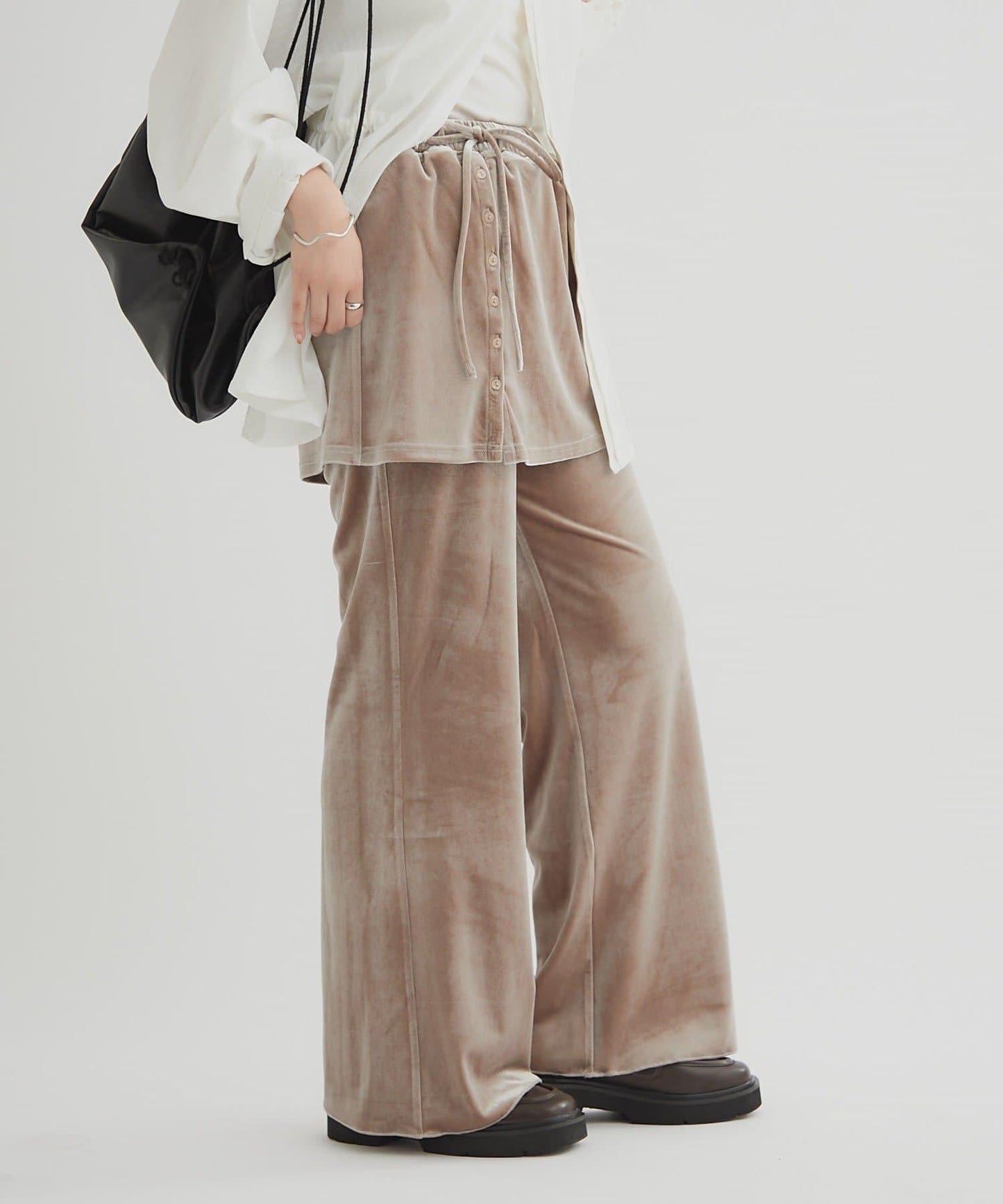 天鵝絨疊穿長褲