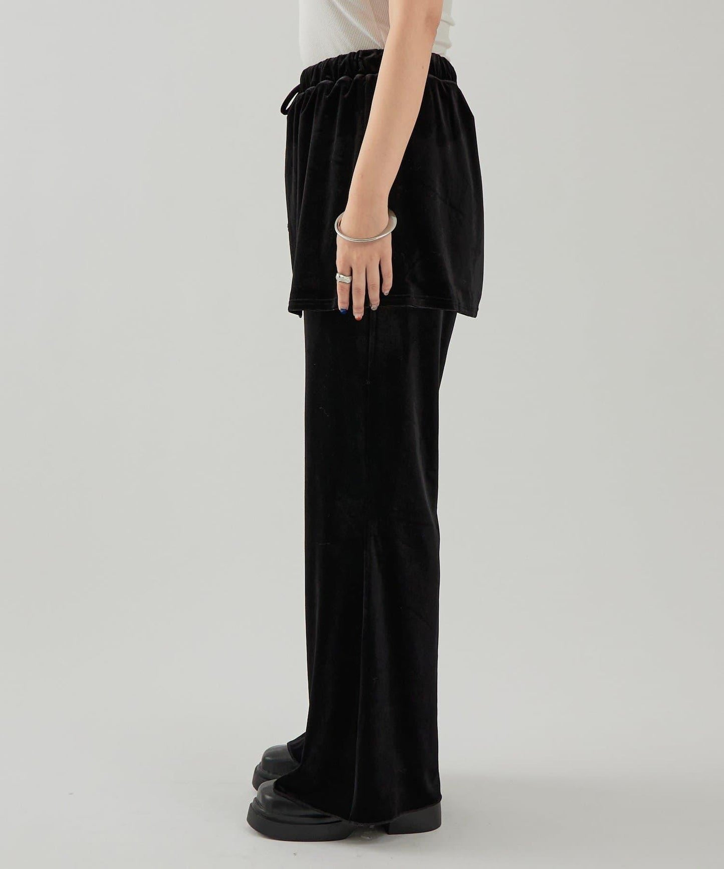 天鵝絨疊穿長褲