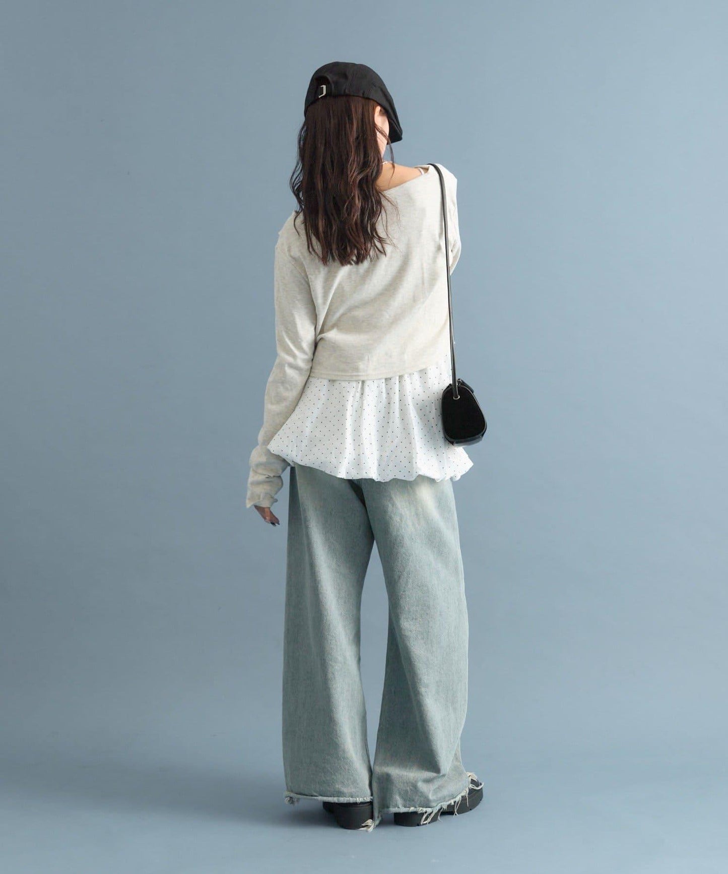 【人氣系列/新色白色・灰色2】一字肩長袖T恤※僅限電商渠道專屬顏色