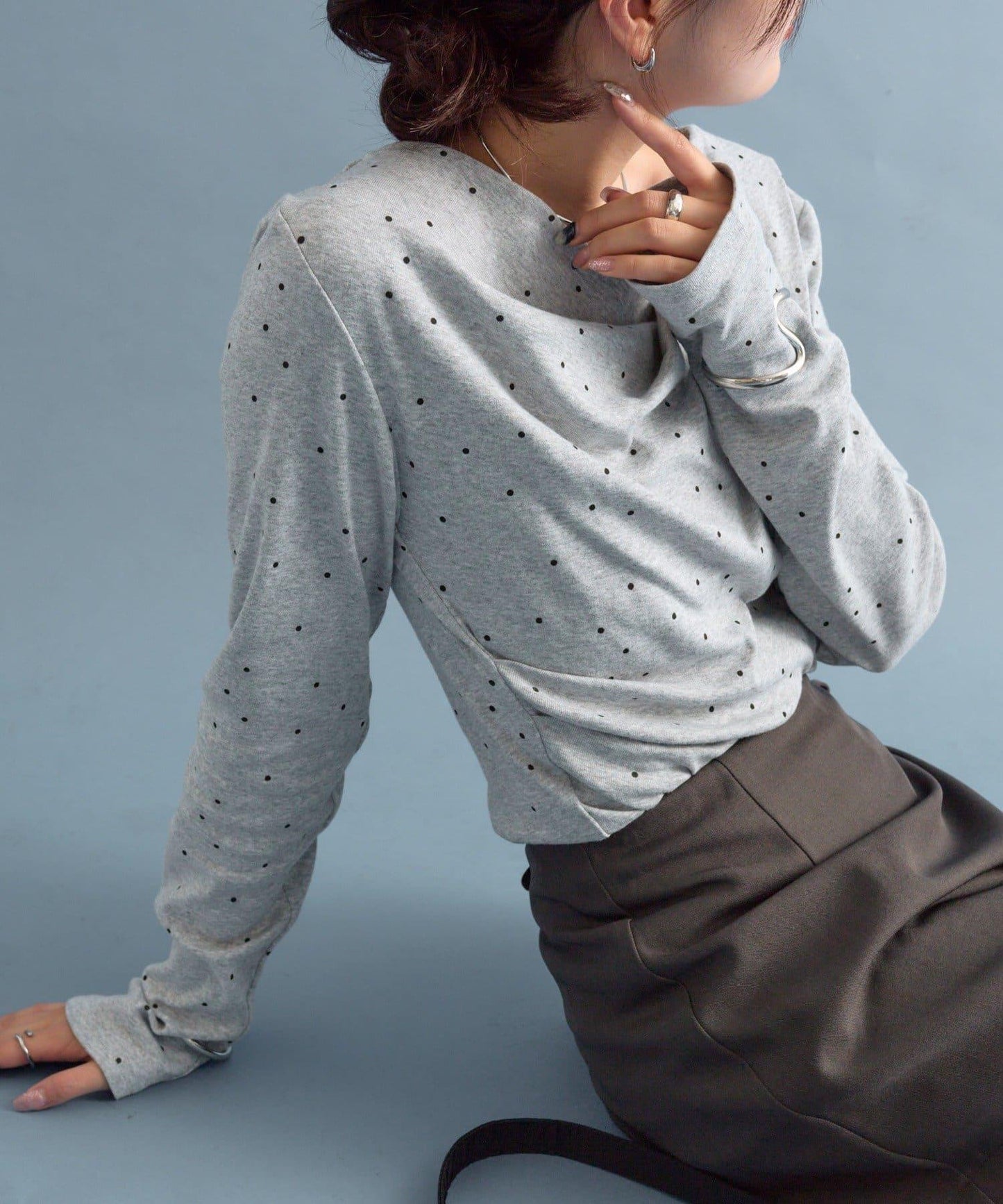 【人氣系列/新色白色・灰色2】一字肩長袖T恤※僅限電商渠道專屬顏色