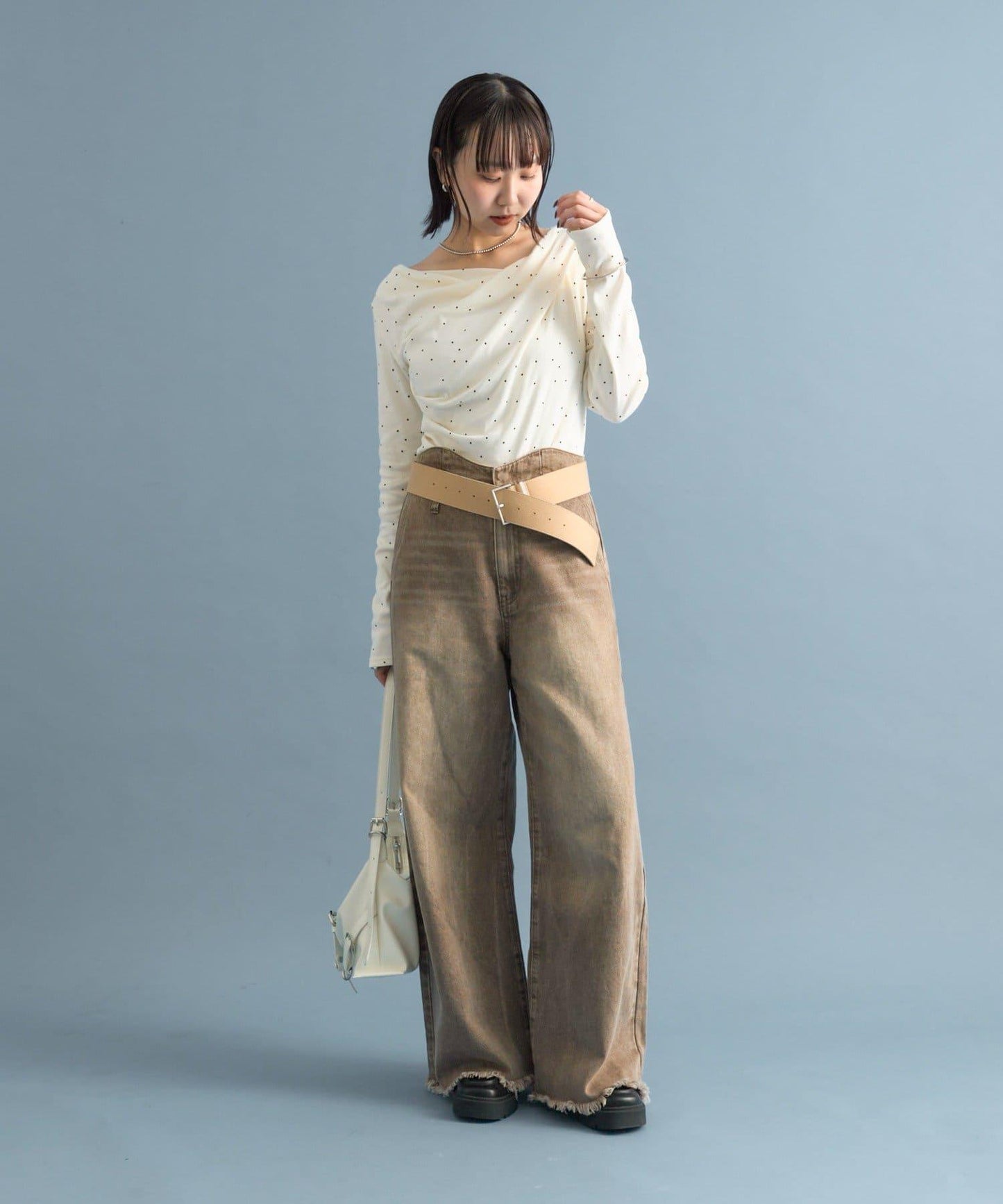 【人氣系列/新色白色・灰色2】一字肩長袖T恤※僅限電商渠道專屬顏色