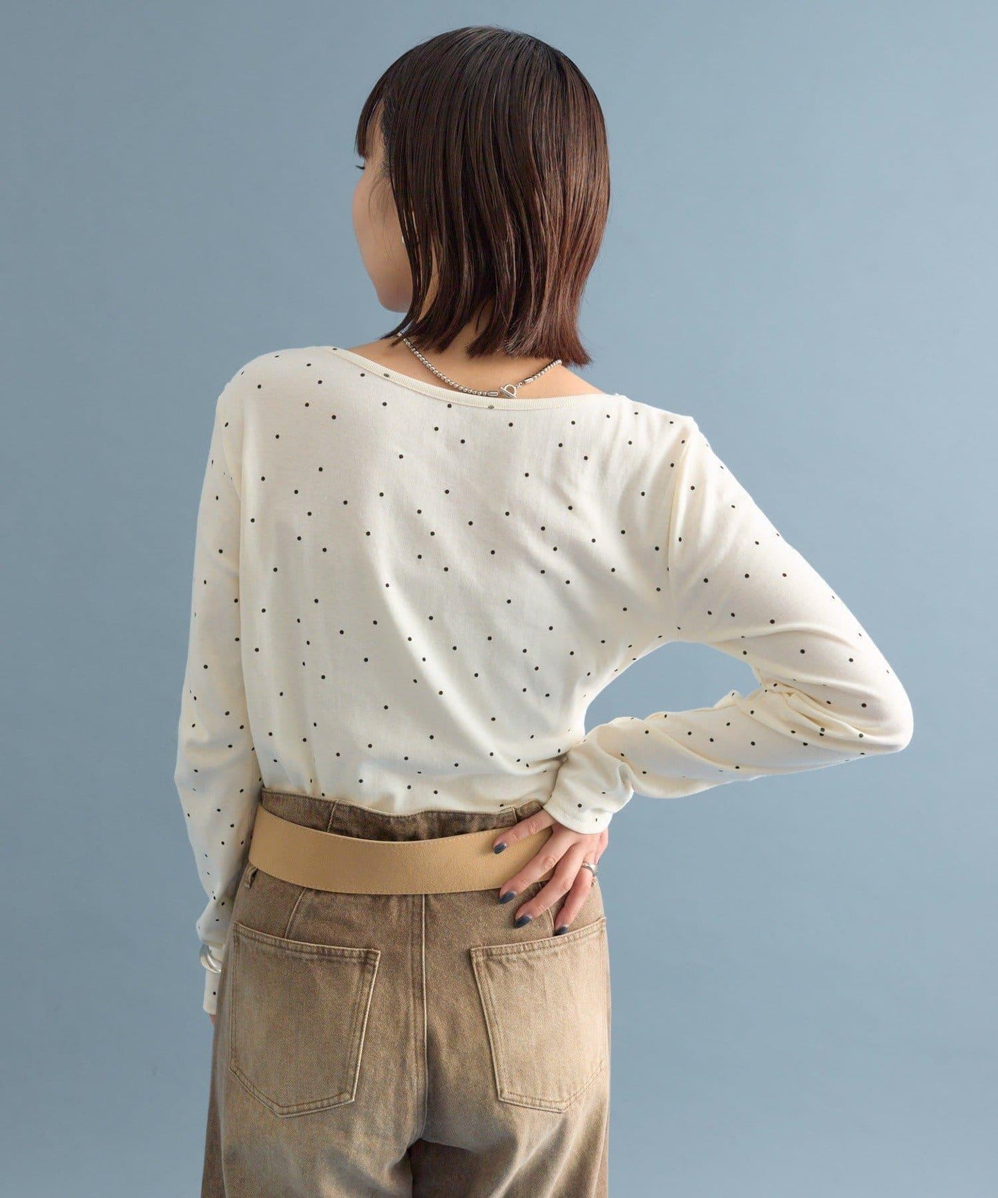 【人氣系列/新色白色・灰色2】一字肩長袖T恤※僅限電商渠道專屬顏色