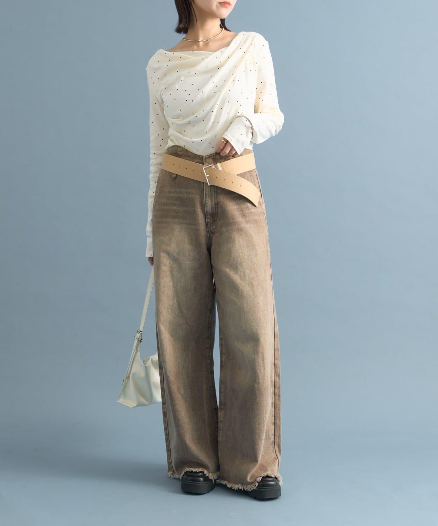 【人氣系列/新色白色・灰色2】一字肩長袖T恤※僅限電商渠道專屬顏色