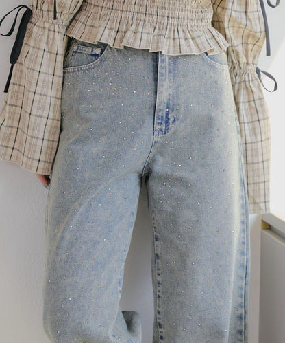 美麗剪裁鑲鑽牛仔褲