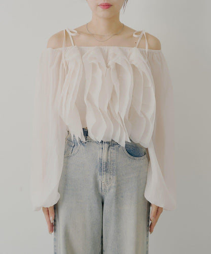 【Chico】荷葉邊一字肩襯衫