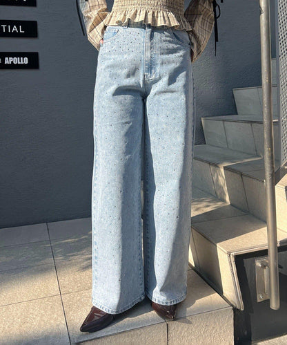 美麗剪裁鑲鑽牛仔褲