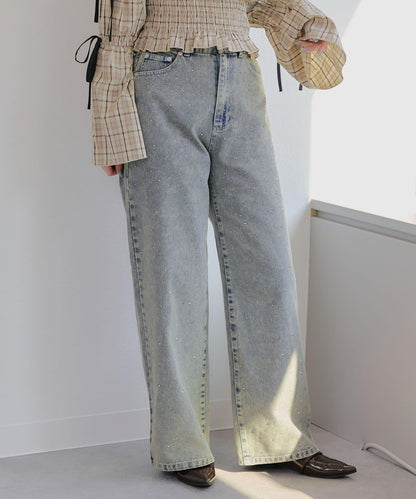 美麗剪裁鑲鑽牛仔褲