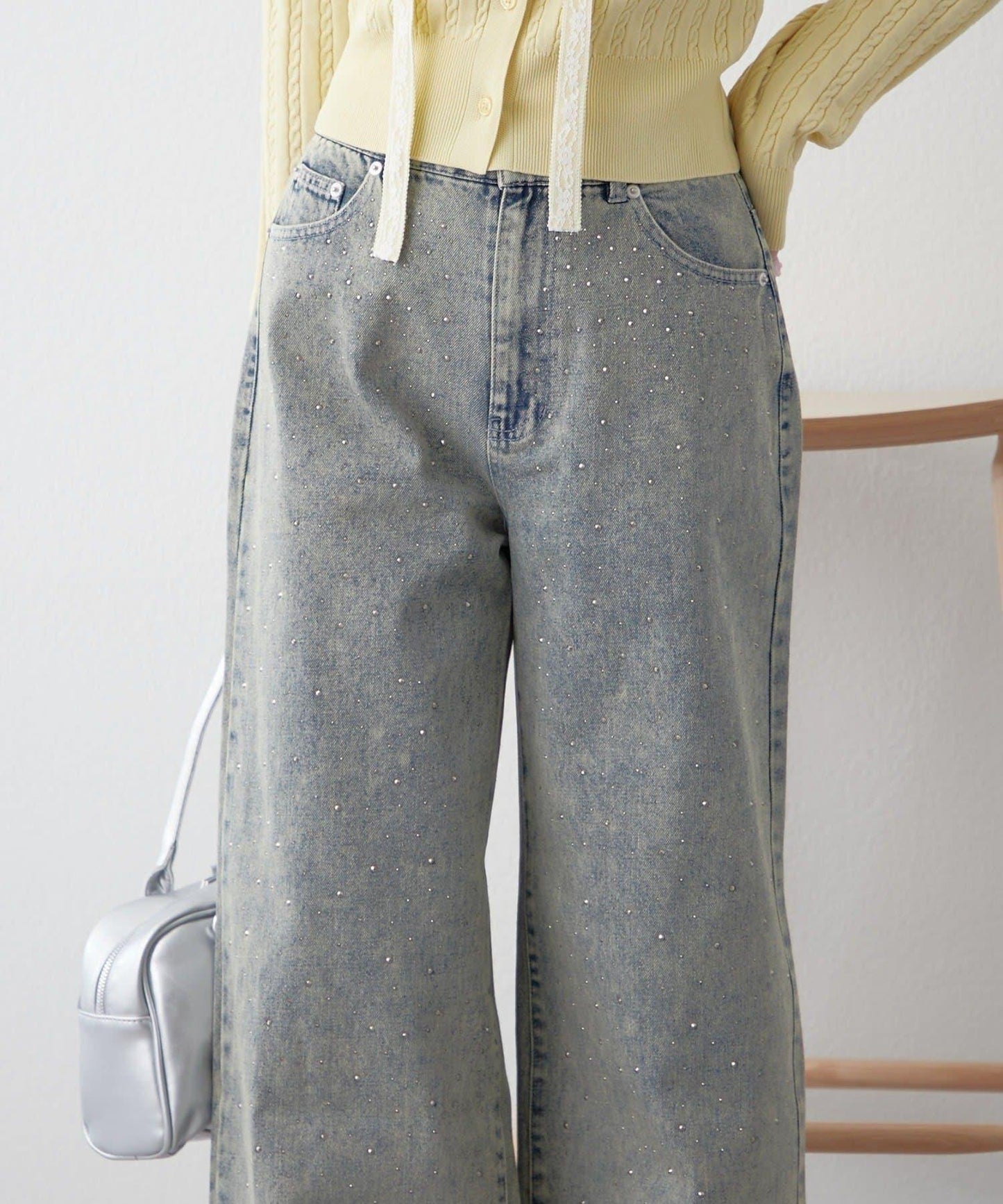 美麗剪裁鑲鑽牛仔褲